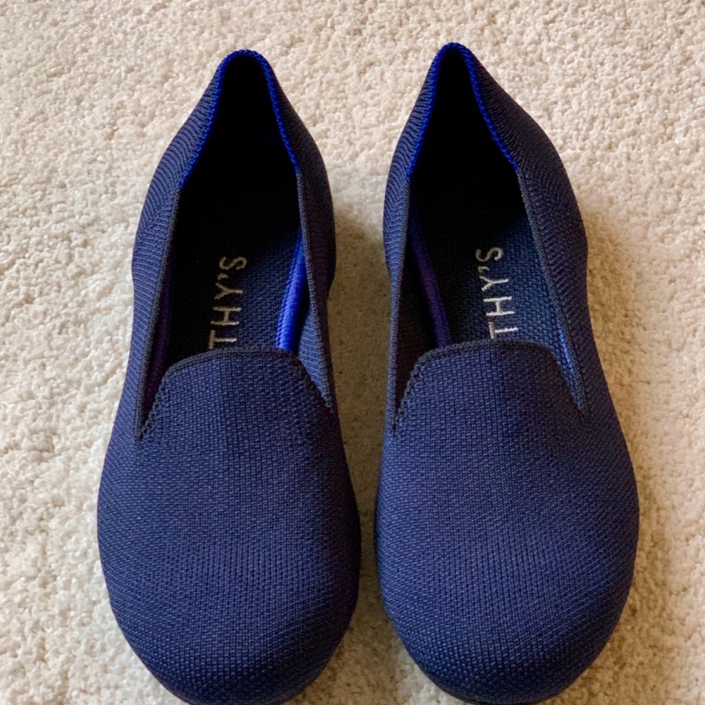 Rothy’s Classic Navy Round Toe Comfort Loafers – Timeless Modern Flats (6)